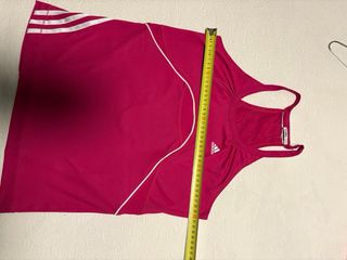 Camiseta deportiva Adidas fucsia talla S