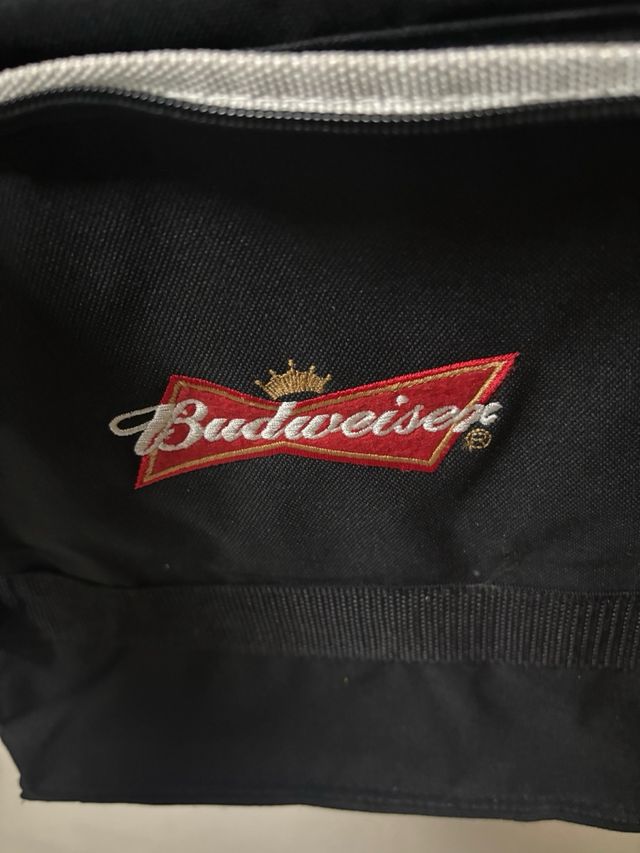 Nevera Mochila Budweiser Negra