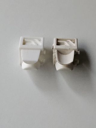 Pieza riel cortina caravana KNAUS KWE04B3DAA