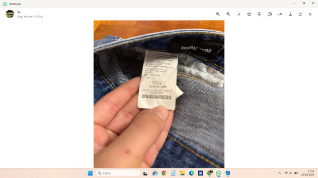 Jeans DSQUARED2 strappati uomo taglia M