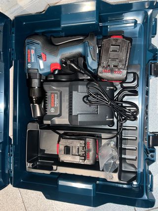 Taladro Bosch 18V con Batería y Cargador