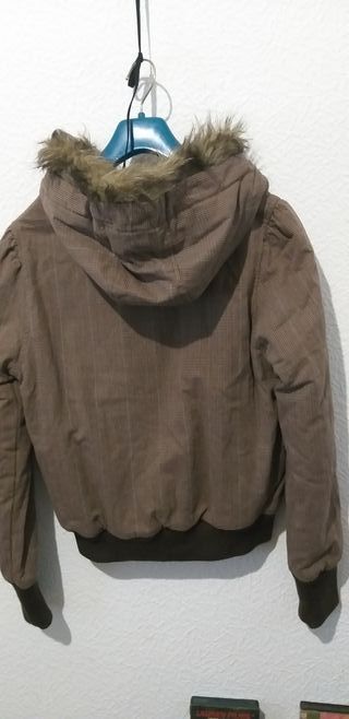 Chaqueta DC chica marrón