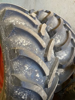 Juego de Ruedas con llanta” Claas Lexion 500/85R30