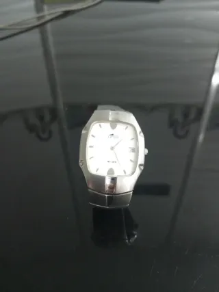 Reloj Lotus Plata y Blanco