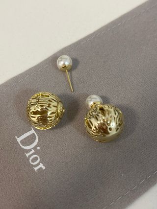Pendientes Dior Perla y Dorado