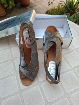 Sandalias Belle Hari brillo tacón 41
