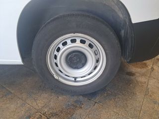 Peugeot Partner 1.5 HDI FURGON 100CV