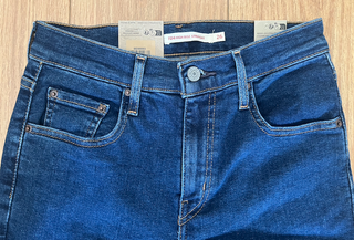 Pantalon vaquero Levi's 724 High Rise Slim Straigh