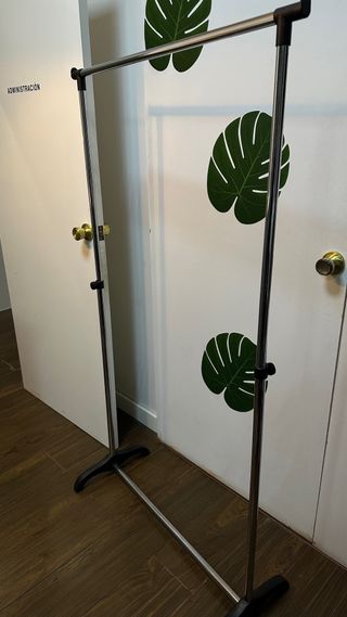 Burro perchero metálico y plástico