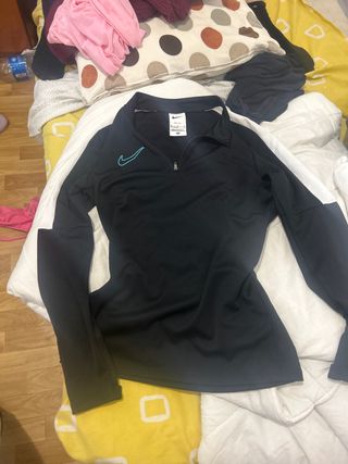Chaqueta Nike Niño Negra y Turquesa Talla Única