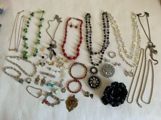 Bisutería collares y pendientes