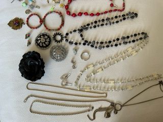 Bisutería collares y pendientes