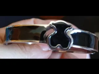 Brazalete TOUS Original. Negro y Plata Cromados.