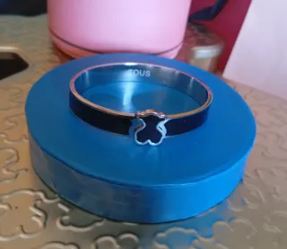 Brazalete TOUS Original. Negro y Plata Cromados.