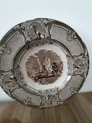 Piatto da collezione Corrella