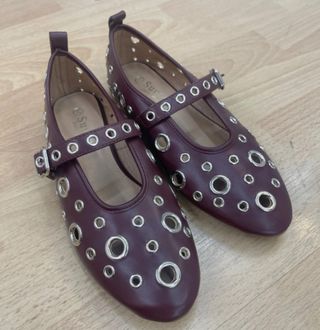 Merceditas burdeos con ojales T36-41