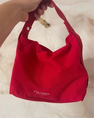 Neceser Shiseido Rojo con Asa