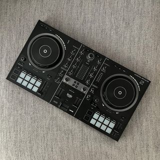 Controlador DJ Hercules DJControl Inpulse 500