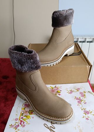 Botines forrados nobuk marrones T.38