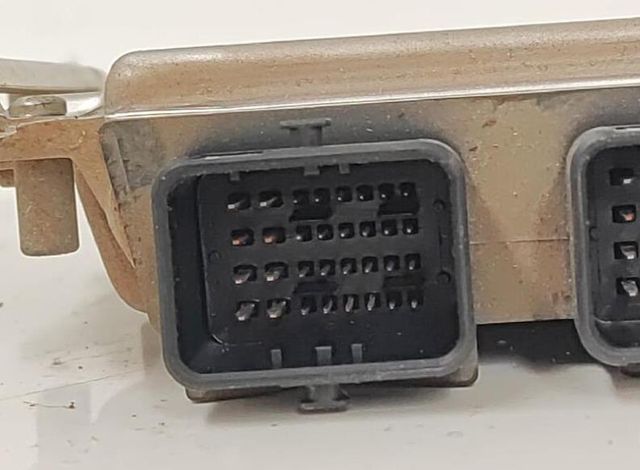 Peugeot 297982 9650346180 centralita motor uce 307