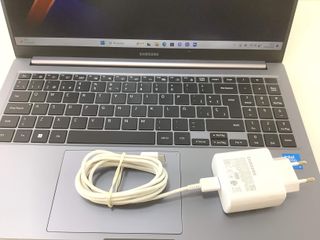 pc portatil samsung 750xgk