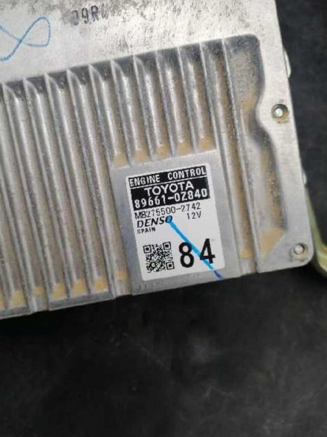 Toyota 226944 centralita 896610z840 auris active