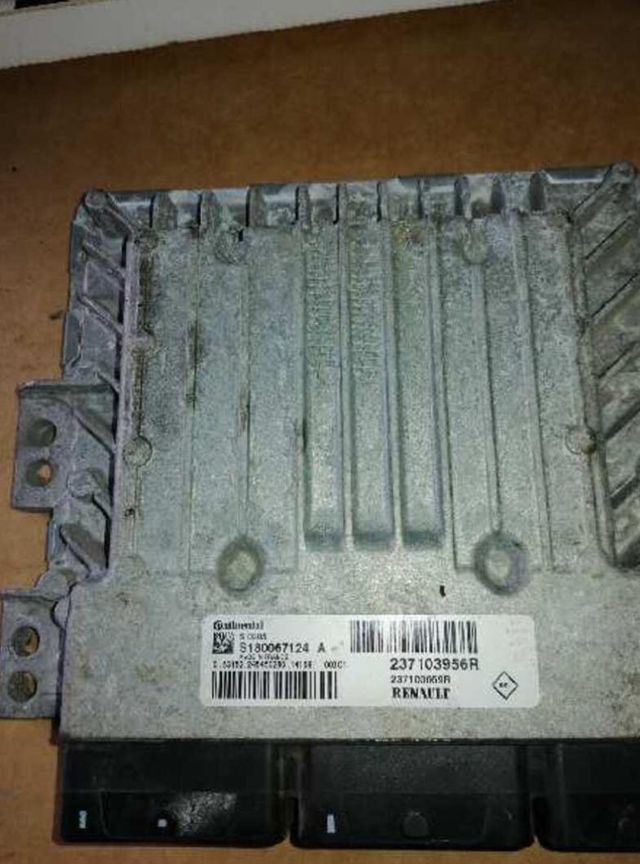 Centralita motor 237103956r renault megane 230052