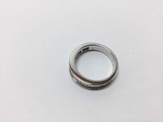 anillo oro 18k con piedra con circonita