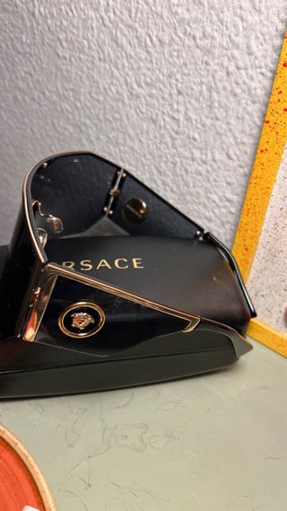 Gafas Versace 2220 100987 Negras y Doradas