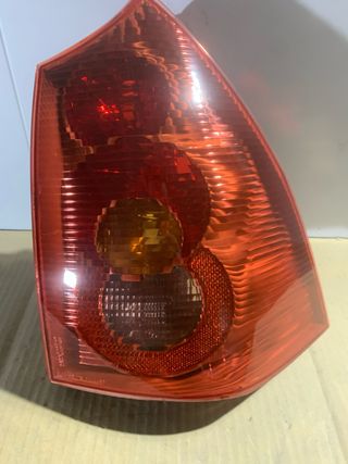 Piloto trasero derecho Peugeot 307 SW 01-05