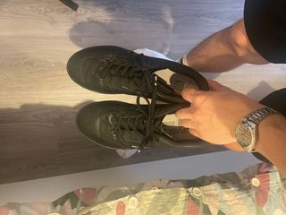 Botas de fútbol negras