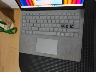 Microsoft Surface Laptop 