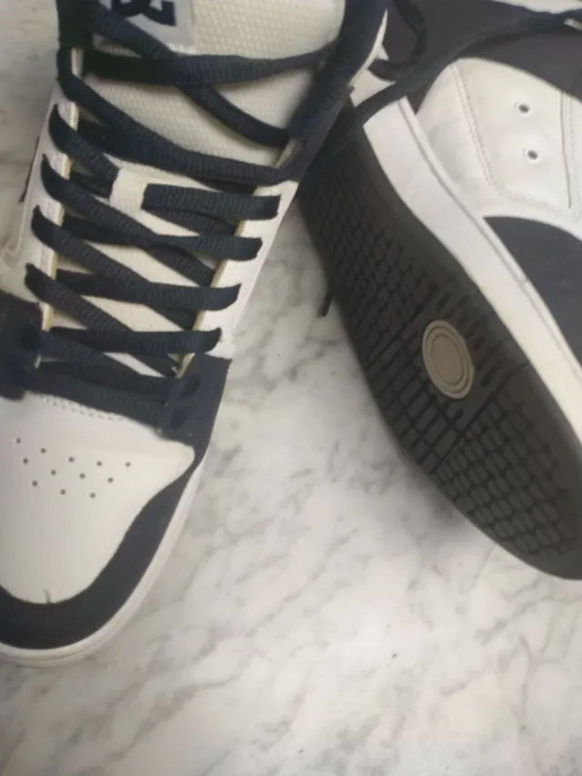 Zapatillas DC Shoes Altas Negras y Blancas