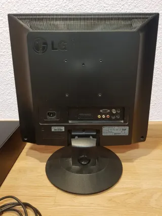 Ordenador HP ProDesk 600 G2 SFF y Monitor LG