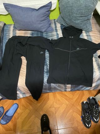 Chándal Nike Tech Negro Bordado
