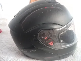 Casco Negro MT