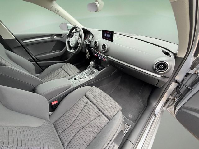 AUDI A3 Audi A3 Sportback 2.0 TDI clean 150 Str Advanced