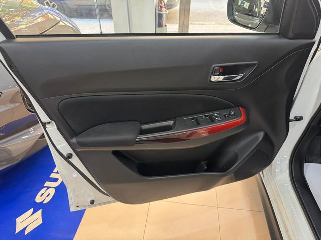 Suzuki Swift 1.4 T SPORT Mild Hybrid