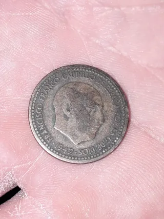 Moneda 1 Pesetas 19 con fallo 1947