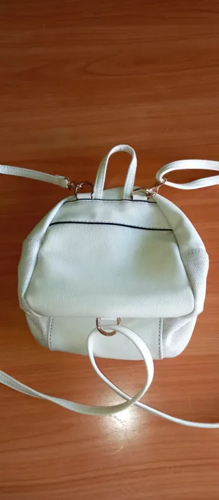 Mochila pequeña bordada pájaro