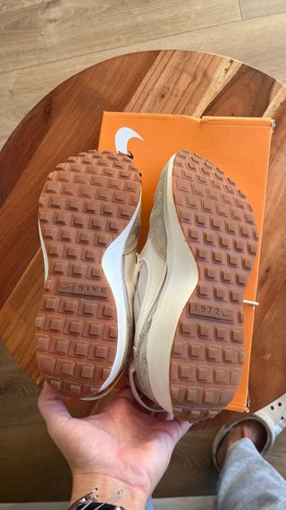 Nike Waffle Debut Mujer Talla 41 Beige