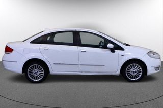 Fiat Linea sedán 1.6 MULTIJET 16V 105BHP EMOTION 4P
