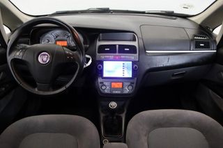 Fiat Linea sedán 1.6 MULTIJET 16V 105BHP EMOTION 4P