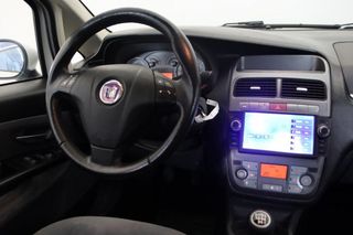 Fiat Linea sedán 1.6 MULTIJET 16V 105BHP EMOTION 4P