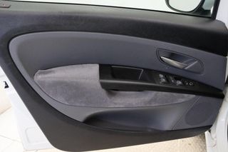 Fiat Linea sedán 1.6 MULTIJET 16V 105BHP EMOTION 4P