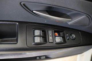 Fiat Linea sedán 1.6 MULTIJET 16V 105BHP EMOTION 4P