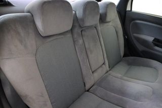 Fiat Linea sedán 1.6 MULTIJET 16V 105BHP EMOTION 4P