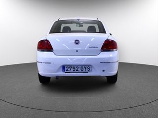 Fiat Linea sedán 1.6 MULTIJET 16V 105BHP EMOTION 4P