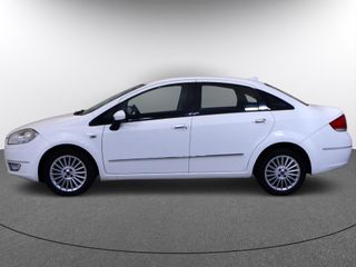 Fiat Linea sedán 1.6 MULTIJET 16V 105BHP EMOTION 4P