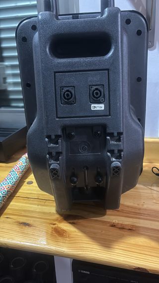 Altavoz Skytec Negro